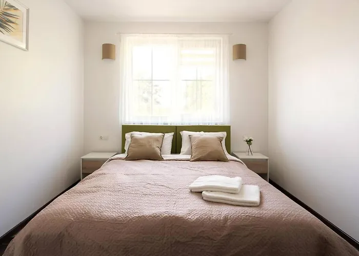 3 Between Two Lakes *