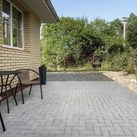 3 Between Two Lakes *