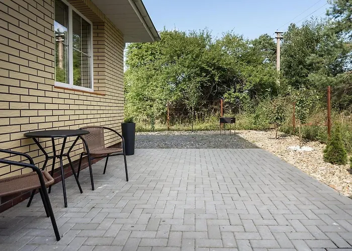 3 Between Two Lakes *